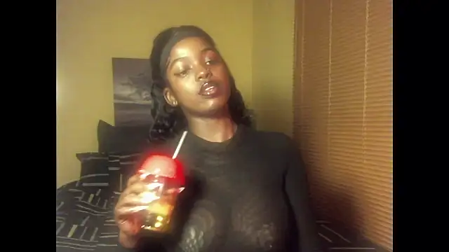 Snapshot of NawtyLisa chatting on 10.30.25 NawtyLisa online show from 10.30.25