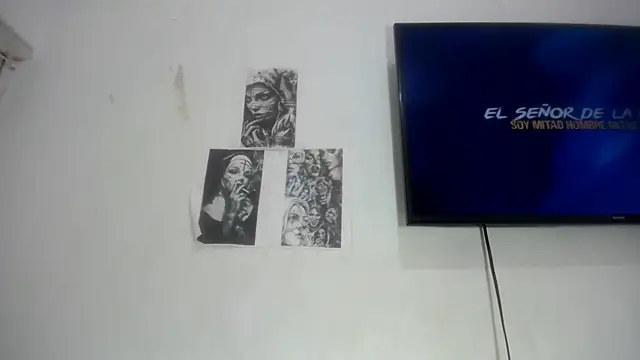 Foxy Lovex online show from 09.19.25