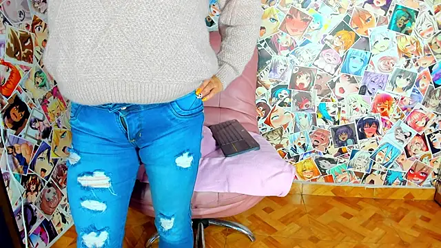 Scarlett Barnes online show from 10.07.25