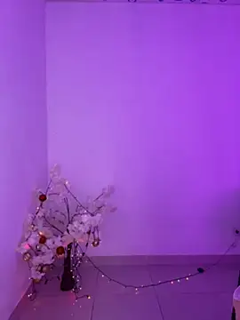 luxurykatty online show from 07.12.26