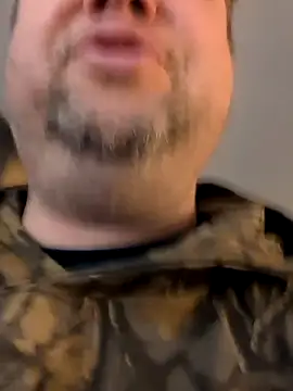 Single White Male online show from 12.20.25