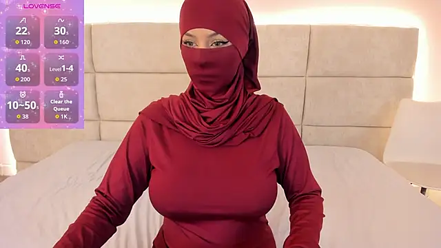  Nadiaa online show from 09.22.25