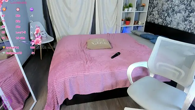 Laila Blarr online show from 04.23.26