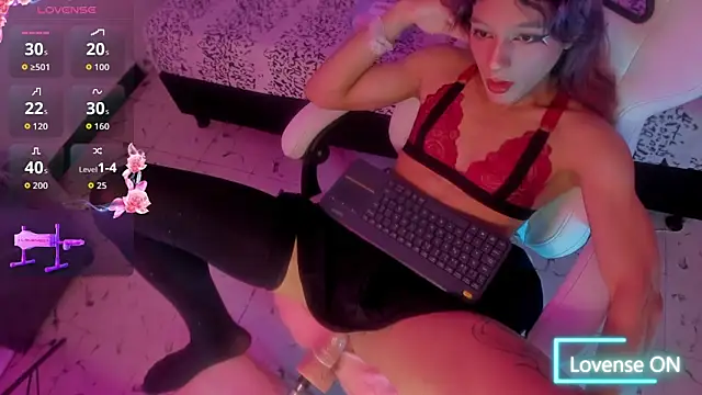 MilkWhore1 online show from 01.05.26