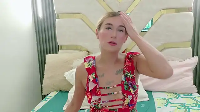 charlotte phaeton online show from 12.05.25