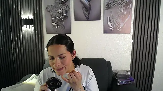 Mia garcia28 online show from 10.02.25