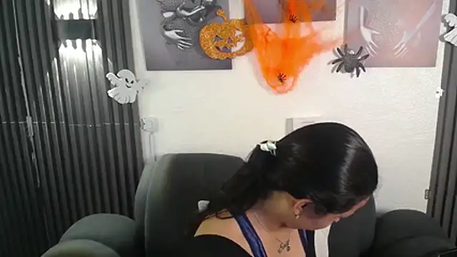 Mia garcia28 online show from 10.25.25