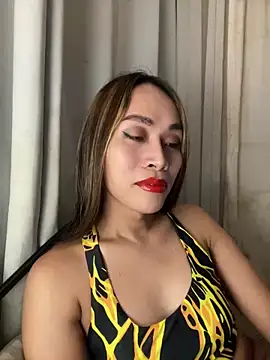 RomanticPearlTS online show from 03.25.26