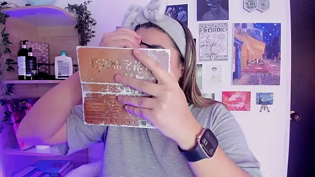 Lana Herondale online show from 09.21.25