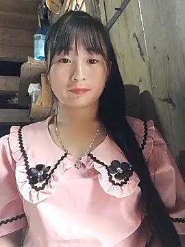 Snapshot of Sunyinn chatting on 09.14.25 Sunyinn online show from 09.14.25