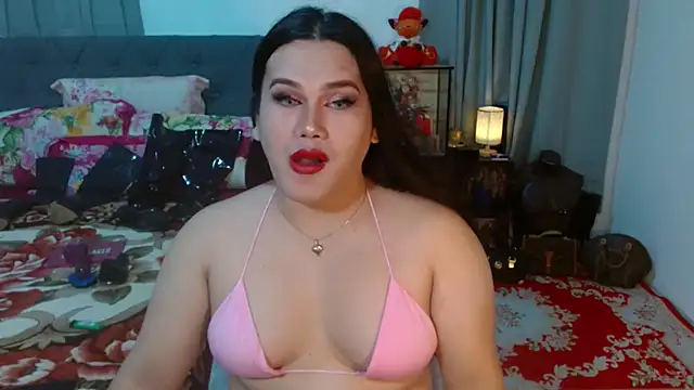 Snapshot of LustfullVelindaks chatting on 10.08.25 LustfullVelindaks online show from 10.08.25