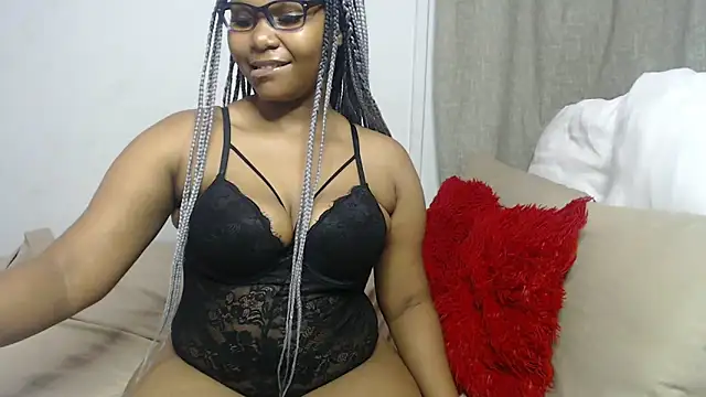 Snapshot of DarrkDeeva68 chatting on 10.21.25 DarrkDeeva68 online show from 10.21.25