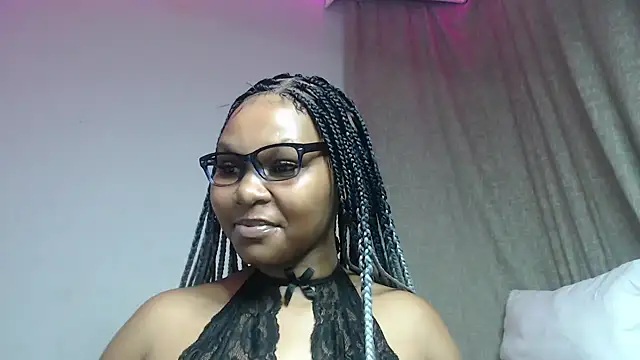 Snapshot of DarrkDeeva68 chatting on 10.26.25 DarrkDeeva68 online show from 10.26.25