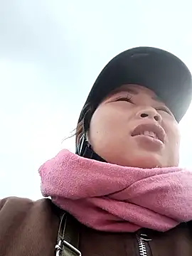 PhamPhung online show from 11.19.25