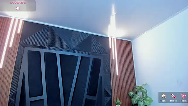 Snapshot of marco_garciia_ chatting on 09.09.25 marco garciia  online show from 09.09.25