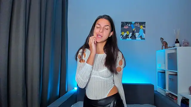 Guilana baby online show from 09.18.25