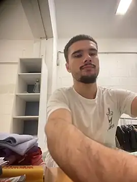 Snapshot of los_freaky chatting on 09.19.25 los freaky online show from 09.19.25