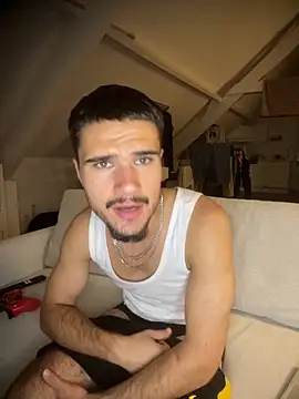 Snapshot of los_freaky chatting on 09.20.25 los freaky online show from 09.20.25