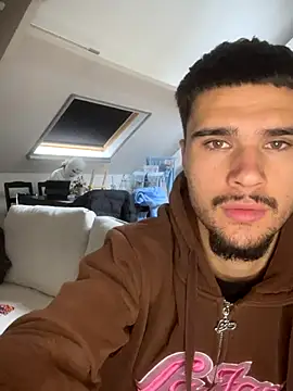 Snapshot of los_freaky chatting on 10.08.25 los freaky online show from 10.08.25