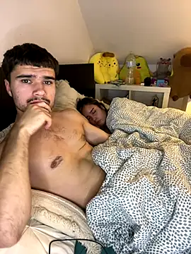 Snapshot of los_freaky chatting on 11.29.25 los freaky online show from 11.29.25