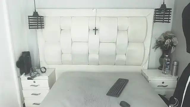 Snapshot of Atley_Dolly chatting on 10.07.25 Atley Dolly online show from 10.07.25