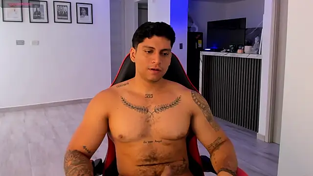 Nicolasmontoya16 online show from 11.05.25