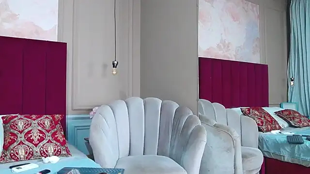 CaraVelvet online show from 10.23.25