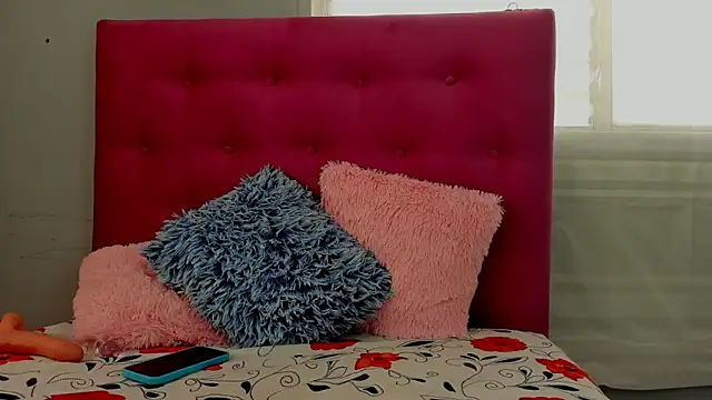 Veronica mellerr online show from 10.11.25