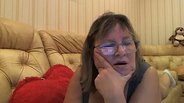 Simply woman online show from 04.08.26