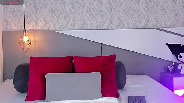 krystal foxx online show from 11.17.25