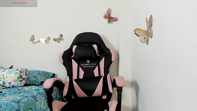 mari-ross online show from 11.27.25