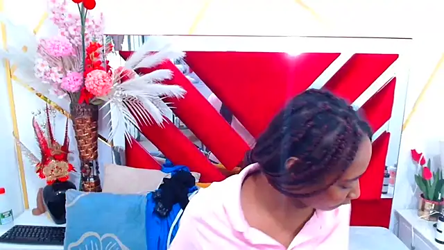 AmbarSmit online show from 11.26.25