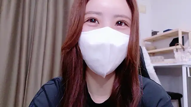 Snapshot of Ema_o0_chan chatting on 02.18.26 Ema o0 chan online show from 02.18.26