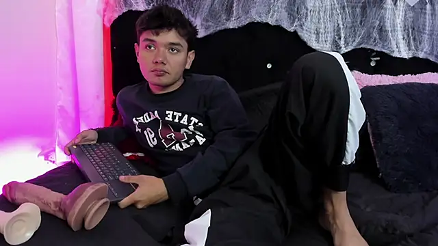 kody sexy online show from 10.23.25