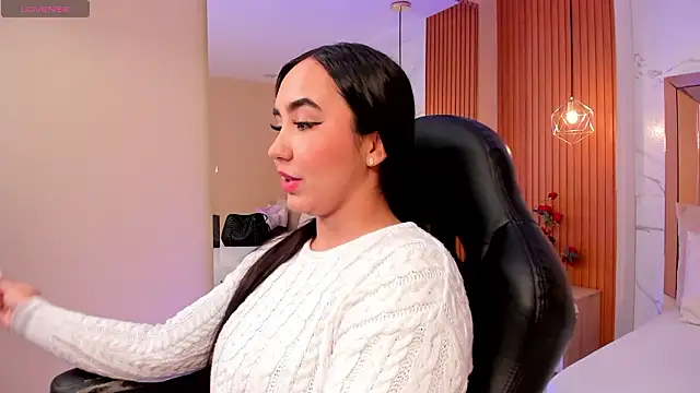 julieta rosee online show from 03.04.26