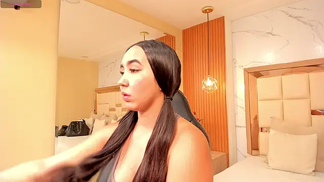 julieta rosee online show from 04.16.26