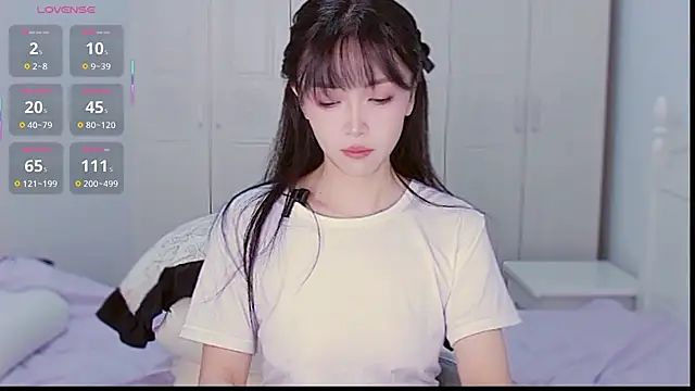 XiaoNana  online show from 09.29.25