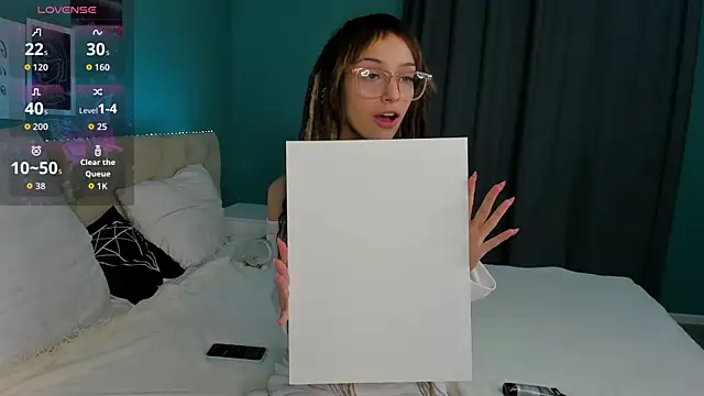 Ameli Shell online show from 10.21.25