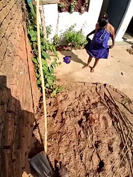 Snapshot of RAYI_Queen_3 chatting on 11.13.25 RAYI Queen 3 online show from 11.13.25