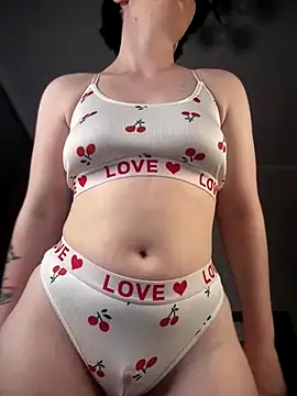 RinaShy online show from 10.05.25