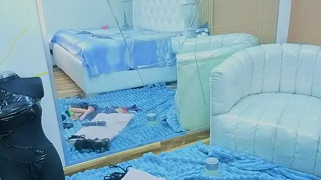 EimmyAdams online show from 11.03.25