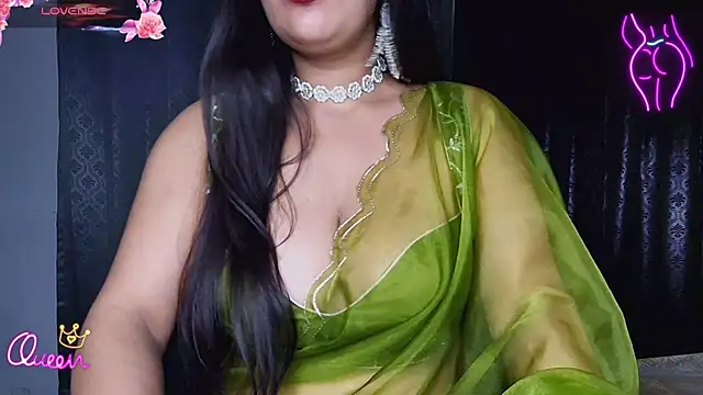 Snapshot of MissNasha chatting on 03.18.26 MissNasha online show from 03.18.26