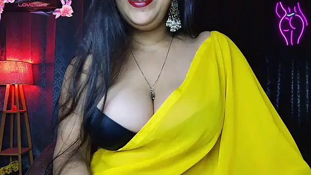 Snapshot of MissNasha chatting on 04.10.26 MissNasha online show from 04.10.26