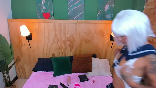 milavega  online show from 10.08.25