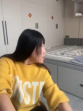 Snapshot of xiaomei-11 chatting on 10.15.25 xiaomei-11 online show from 10.15.25