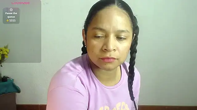 Sara cute92 online show from 10.04.25