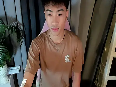 yourhotpinoy online show from 06.15.26