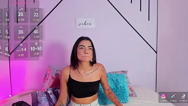 MiahCornell  online show from 12.18.25