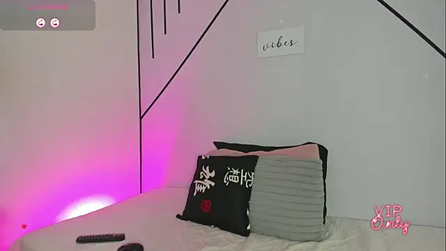 MiahCornell  online show from 02.09.26