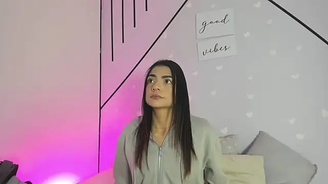 MiahCornell  online show from 03.23.26